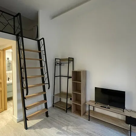 Pasteur, Vieil Antibes, Proche Port * Antibes