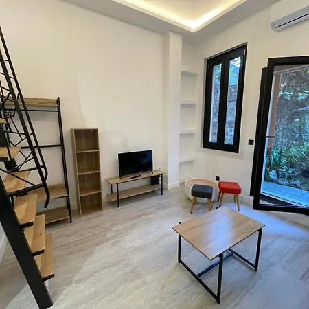 Pasteur, Vieil Antibes, Proche Port *