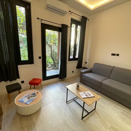 Apartamento Pasteur, Vieil Antibes, Proche Port Antibes