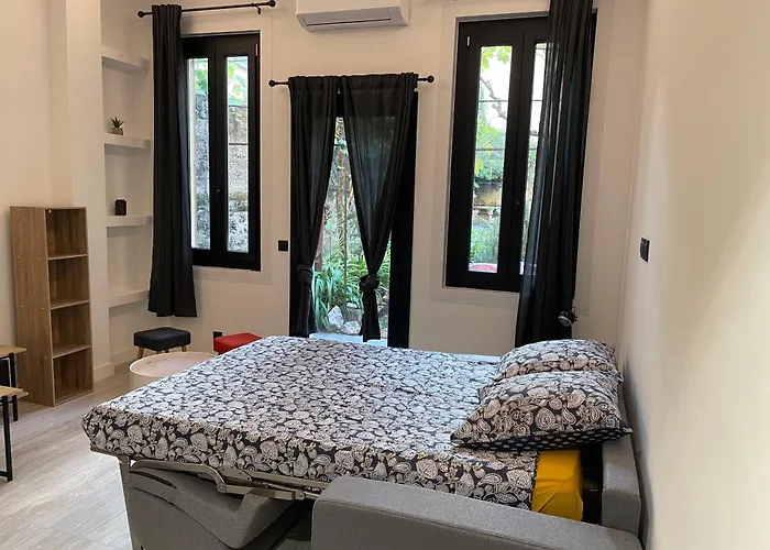 Pasteur, Antibes Centre, Calme Et Renove شقة