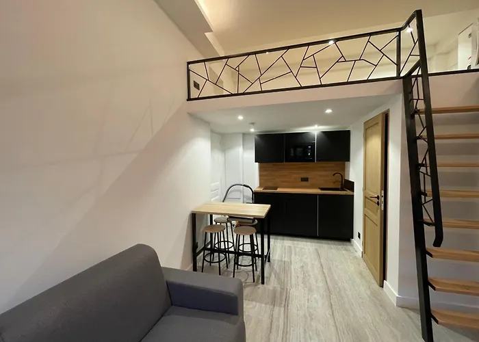 דירה Pasteur, Antibes Centre, Calme Et Renove אנטיב