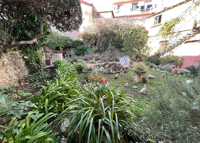 شقة Pasteur, Antibes Centre, Calme Et Renove