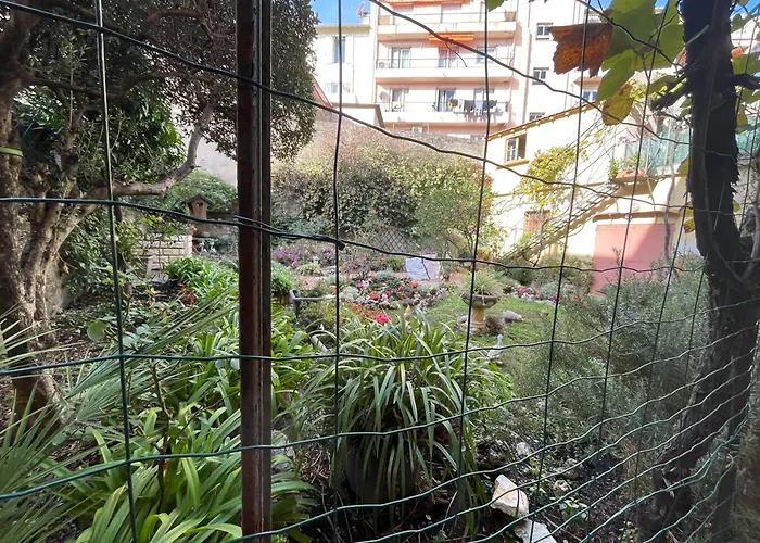 Pasteur, Antibes Centre, Calme Et Renove Apartment *