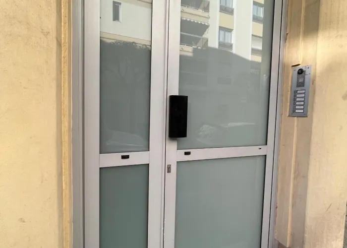 Apartment Pasteur, Antibes Centre, Calme Et Renove *